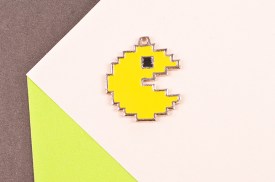 Dije grande PAC MAN pixelado (1).jpg